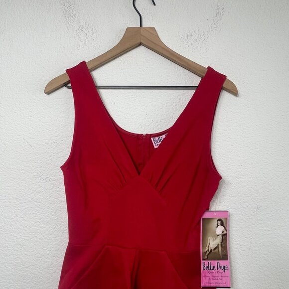 Bettie Page Women’s Romper Size Small Red Sleeveless BD134637 Zip Pockets NWT - Picture 8 of 11